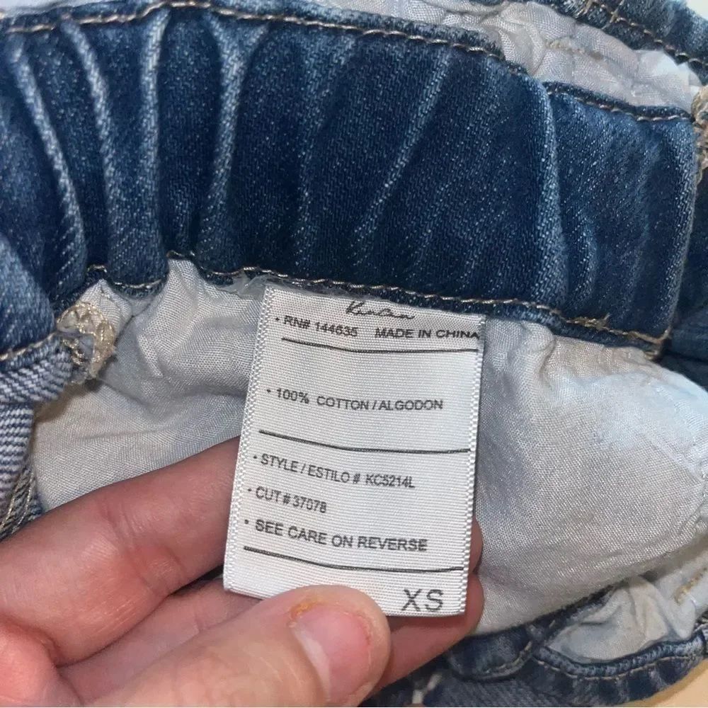 Womens KanCan light washed distressed Jeans size XS Super Cute Denim - Picture 11 of 11